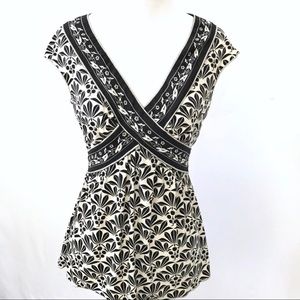 NWT Max Studio Black/Cream Sleeveless Top Size S